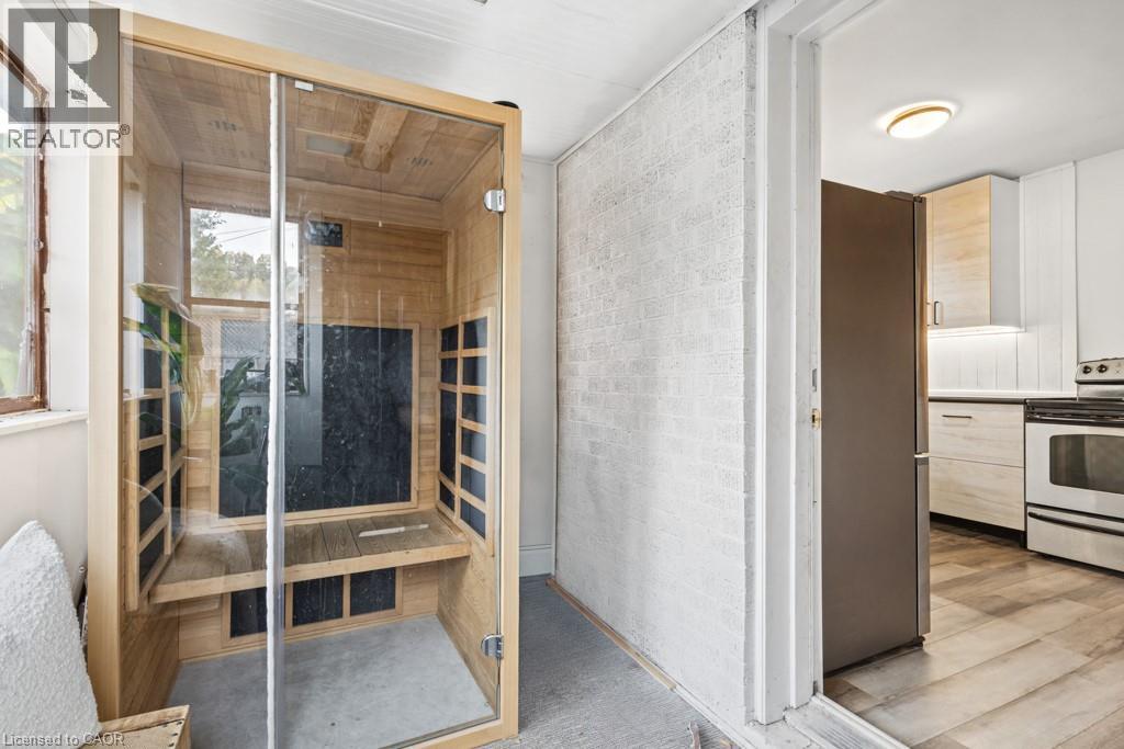 202 HUXLEY Avenue S - Image 39