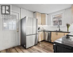 202 Huxley Avenue S, Hamilton, ON L8K2R3 Photo 15