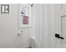 202 Huxley Avenue S, Hamilton, ON L8K2R3 Photo 25