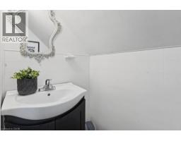 202 Huxley Avenue S, Hamilton, ON L8K2R3 Photo 36