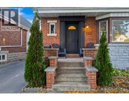 2pc Bathroom - 202 Huxley Avenue S, Hamilton, ON L8K2R3 Photo 6