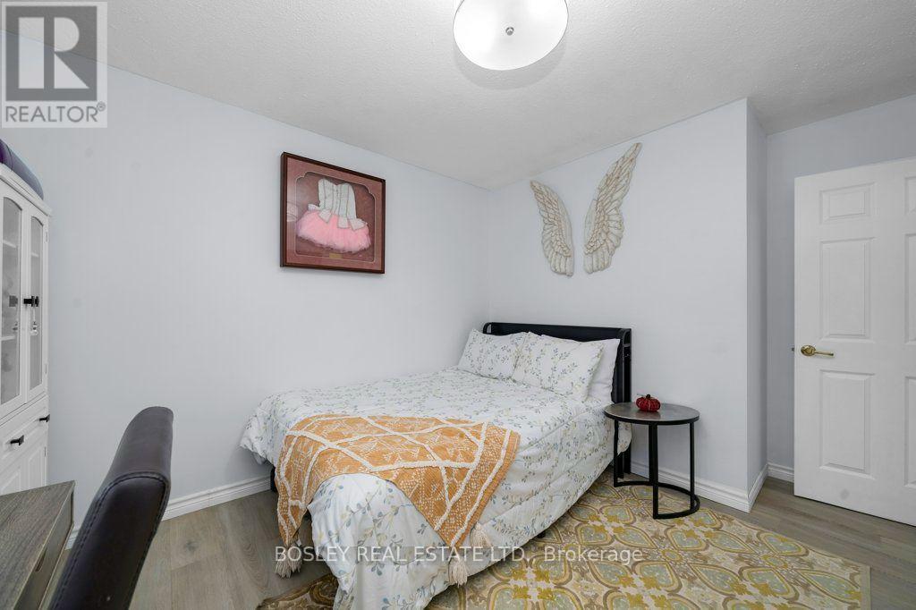 32 MILL STREET - 18