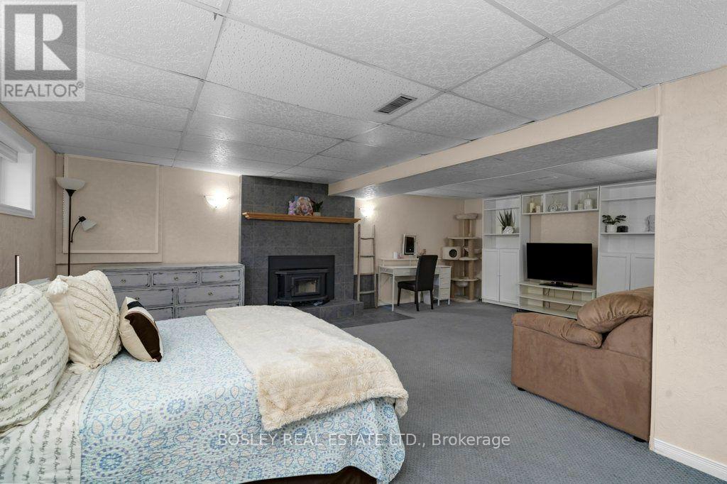 32 MILL STREET - 22