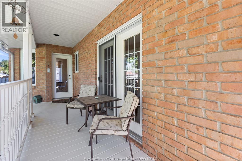 1620 MAPLE - 33