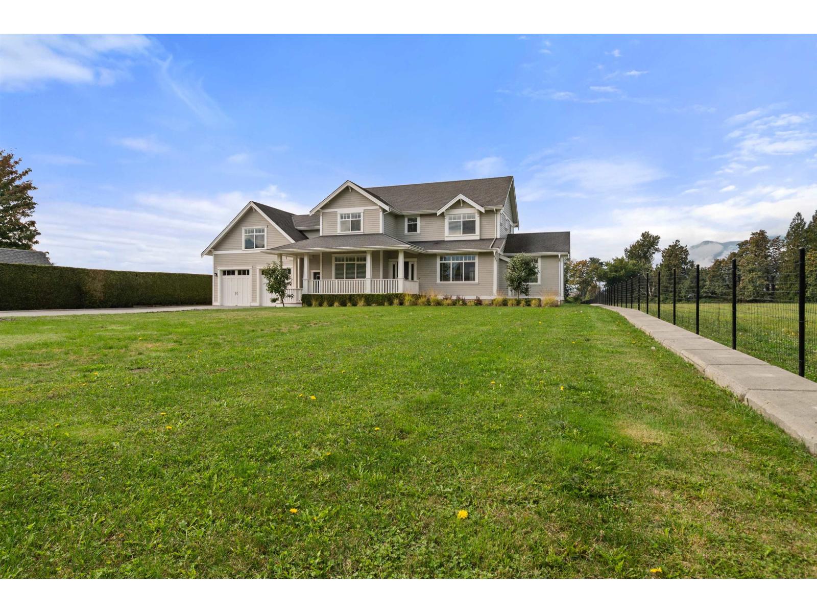 Photo of 10995 MCSWEEN ROAD, Fairfield Island 40