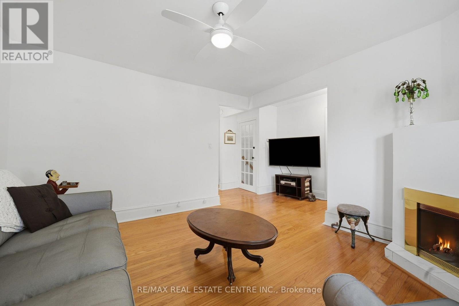 71 Lyall Avenue, Toronto, ON photo 16