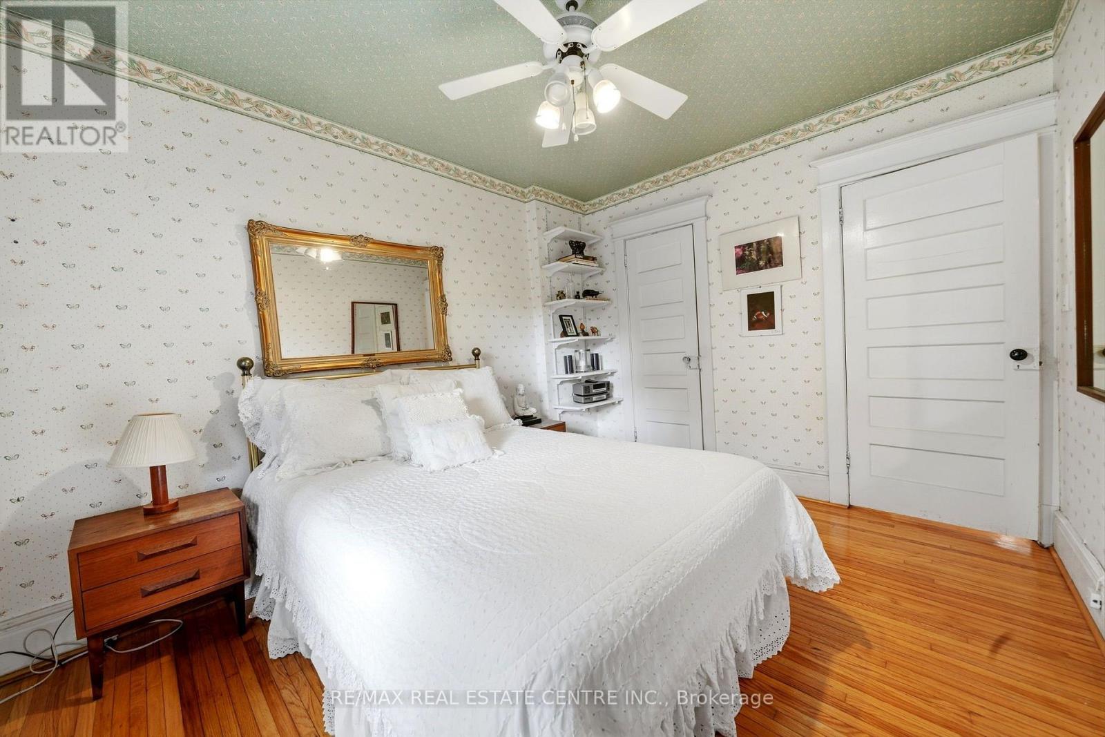 71 Lyall Avenue, Toronto, ON photo 25