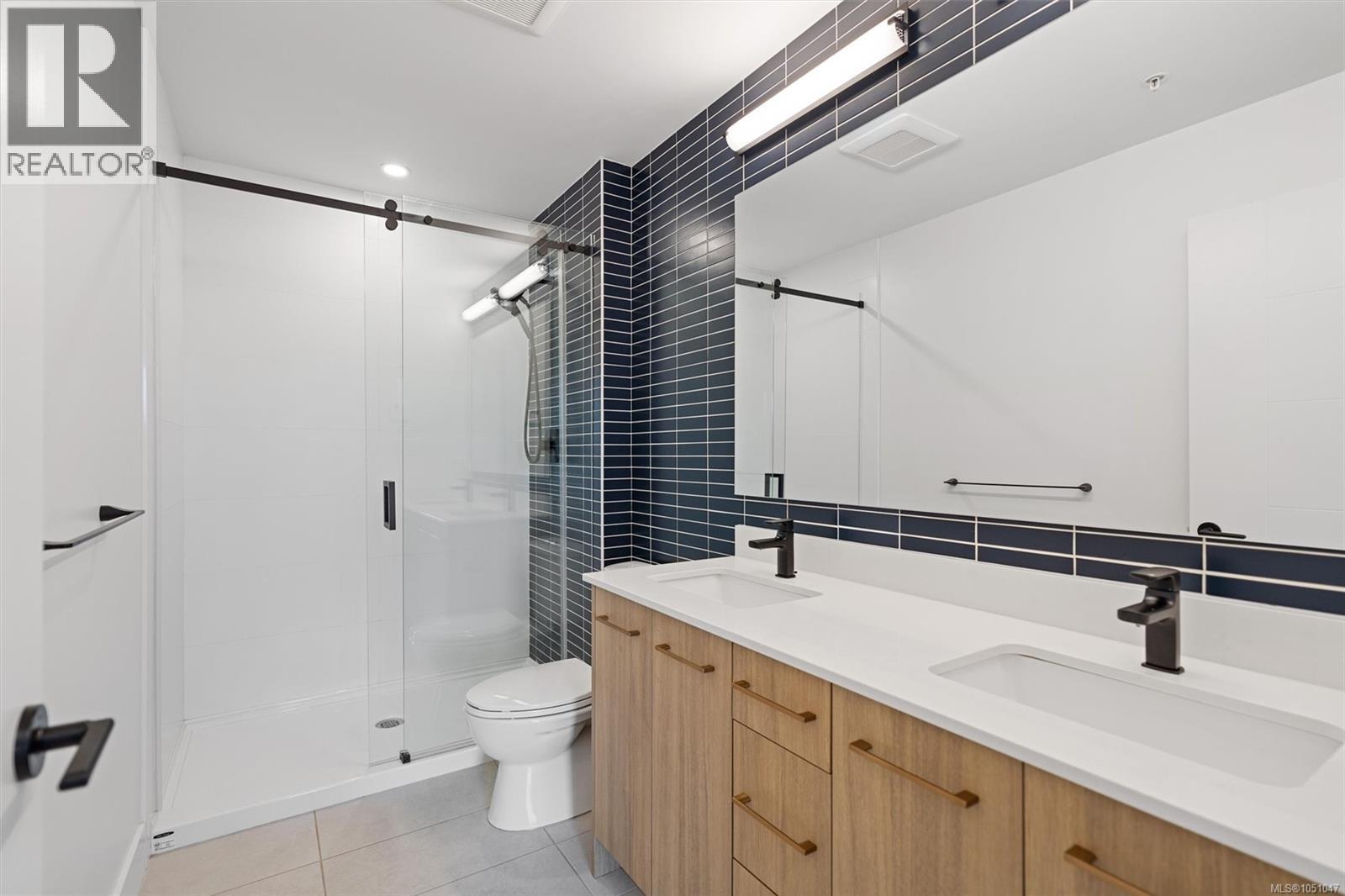#431 920 Reunion Ave - 24