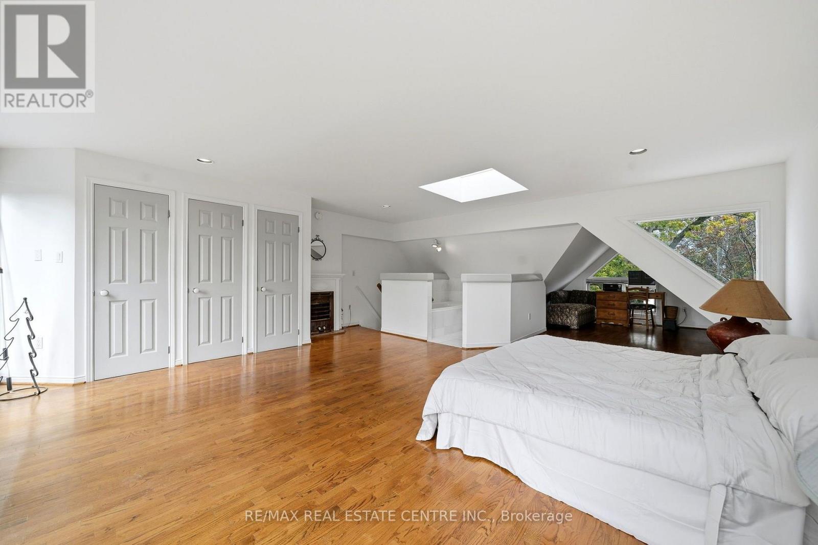 71 Lyall Avenue, Toronto, ON photo 30