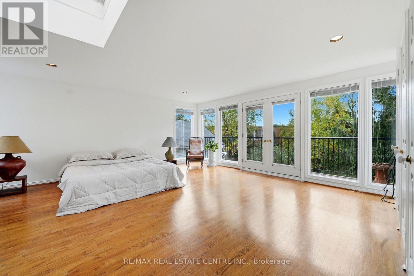 71 Lyall Avenue, Toronto, ON photo 28