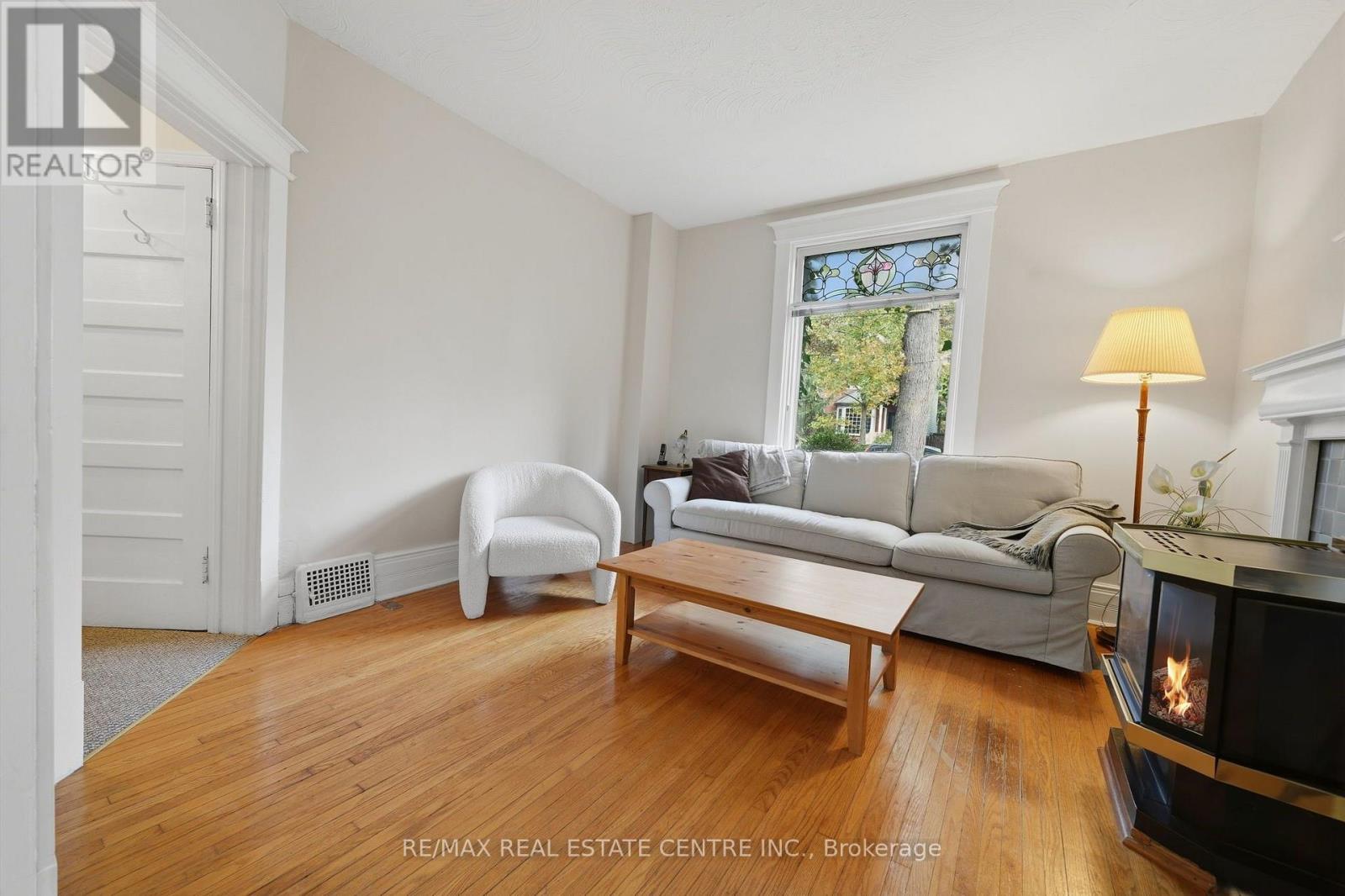 71 Lyall Avenue, Toronto, ON photo 6