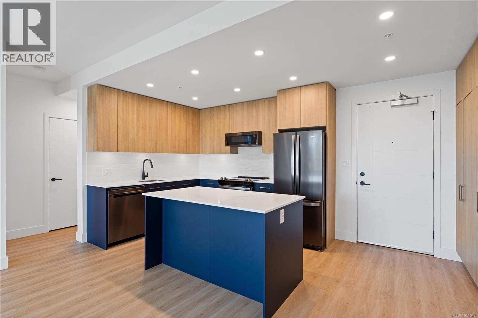 431 920 Reunion Ave, Langford