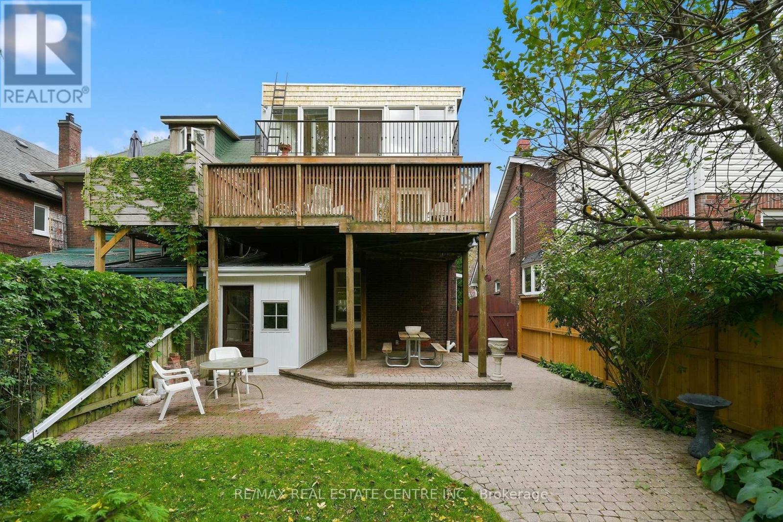 71 Lyall Avenue, Toronto, ON photo 45