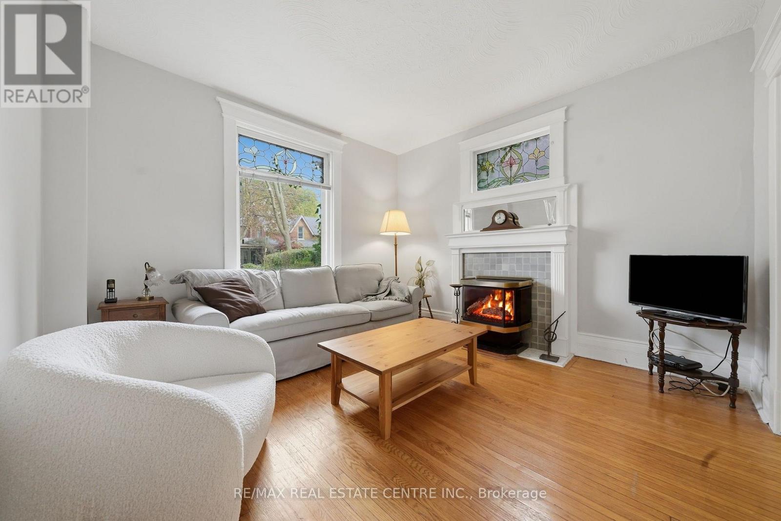 71 Lyall Avenue, Toronto, ON photo 5