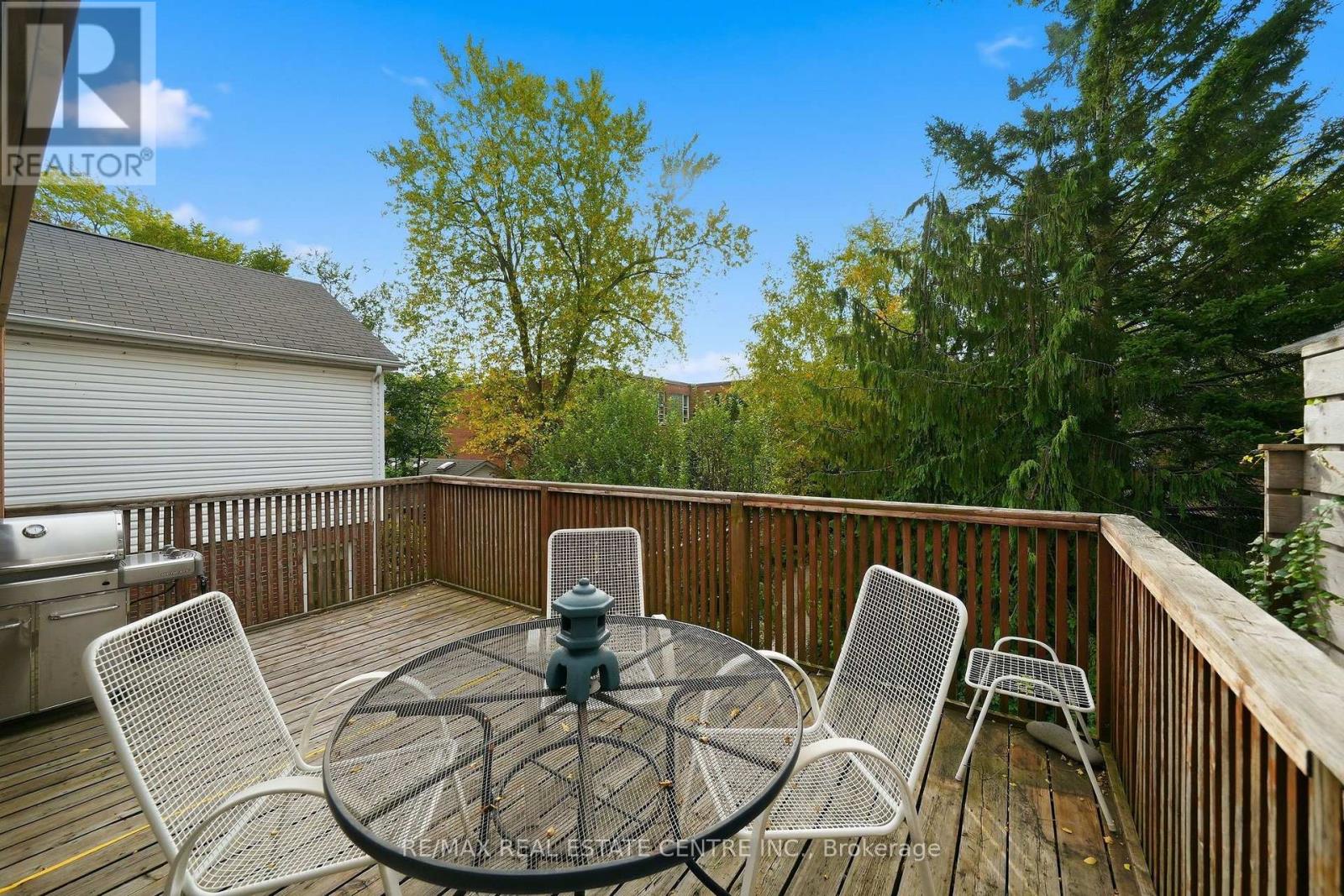 71 Lyall Avenue, Toronto, ON photo 20