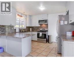 1334 Hook Drive, Kamloops, BC V2B7S9 Photo 21