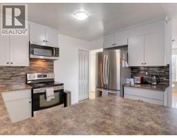 1334 Hook Drive, Kamloops, BC V2B7S9 Photo 23
