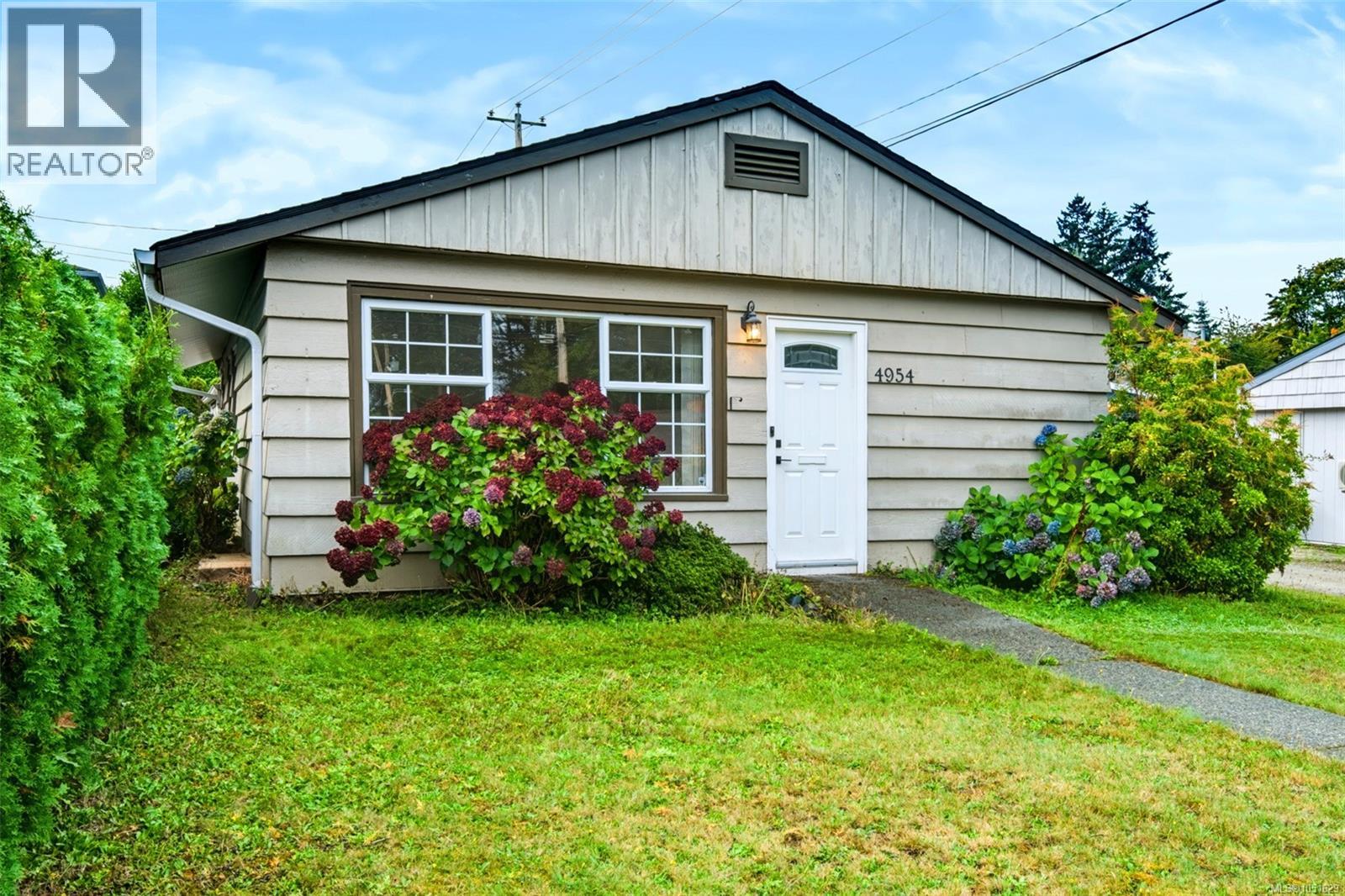 4954 Maitland St - 1