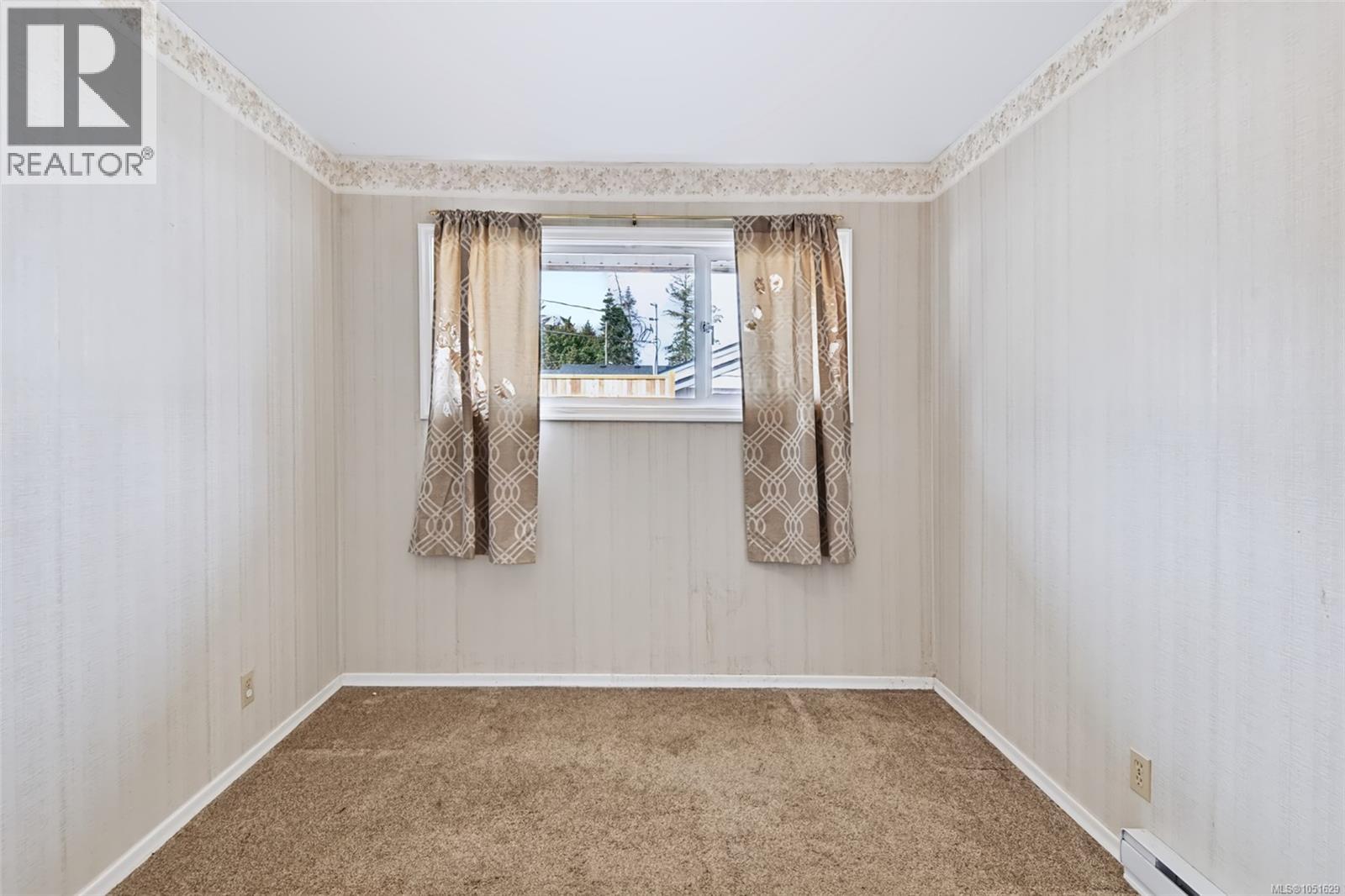 4954 Maitland St - 10
