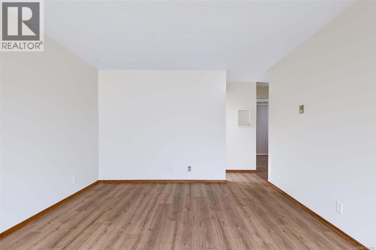 4954 Maitland St - 4
