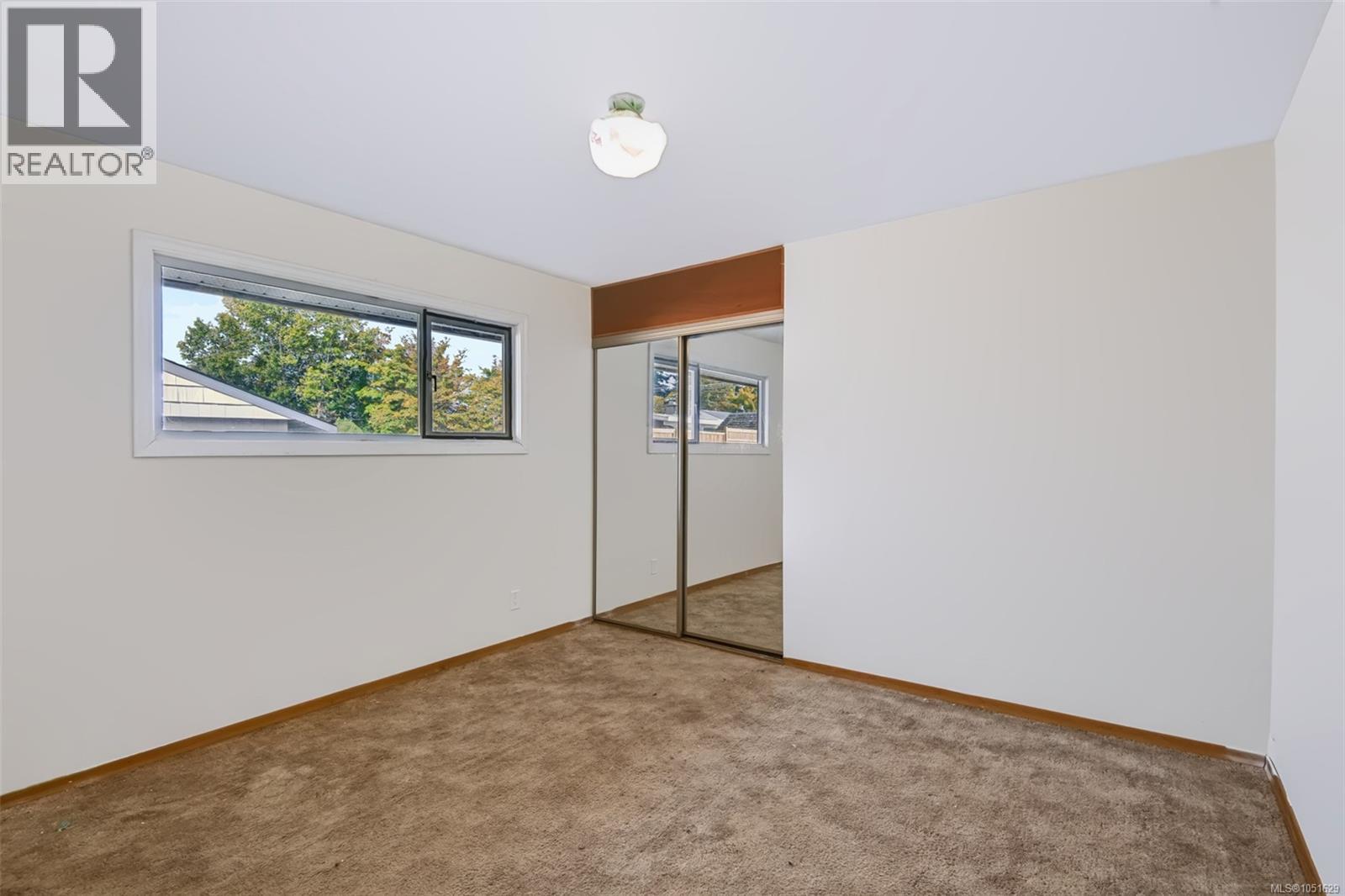 4954 Maitland St - 8
