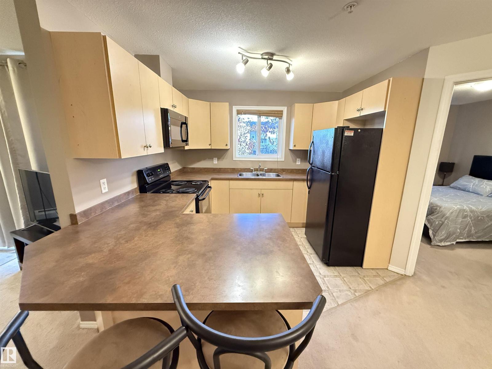 #302 4309 33 ST - 24