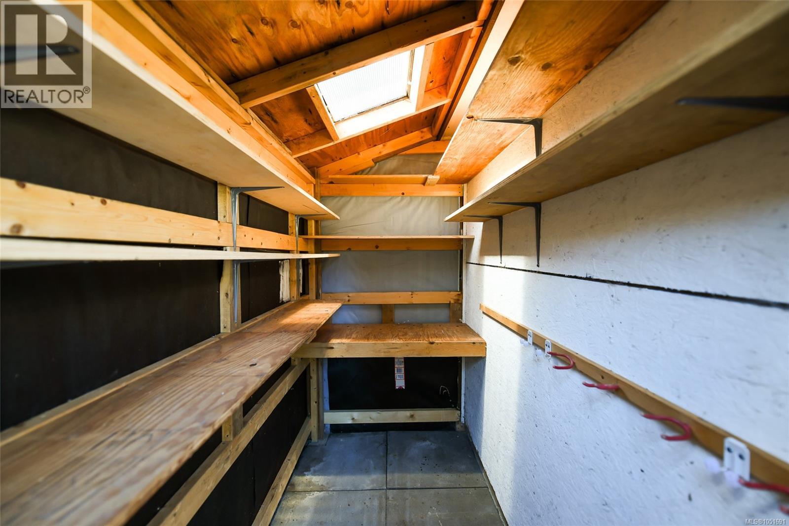 2849 Penrith Ave - Image 34