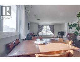 Primary Bedroom - 18 Greenham Drive, Red Deer, AB T4P2X4 Photo 6