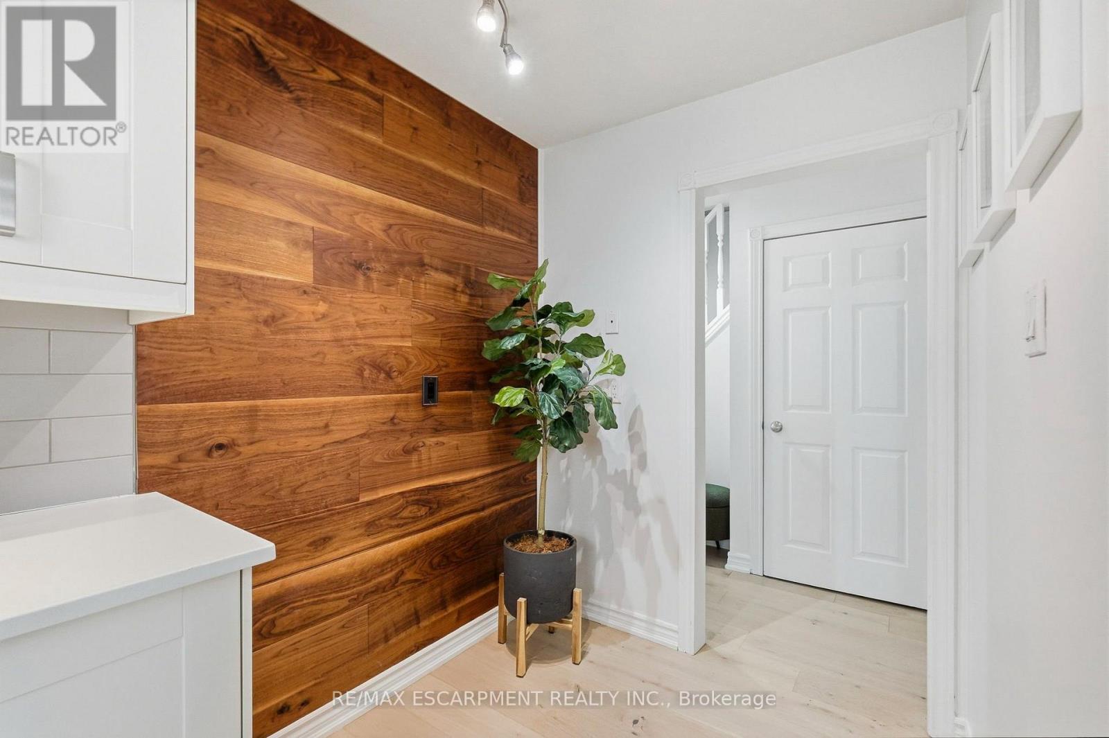 37 BAYVIEW DRIVE - 15