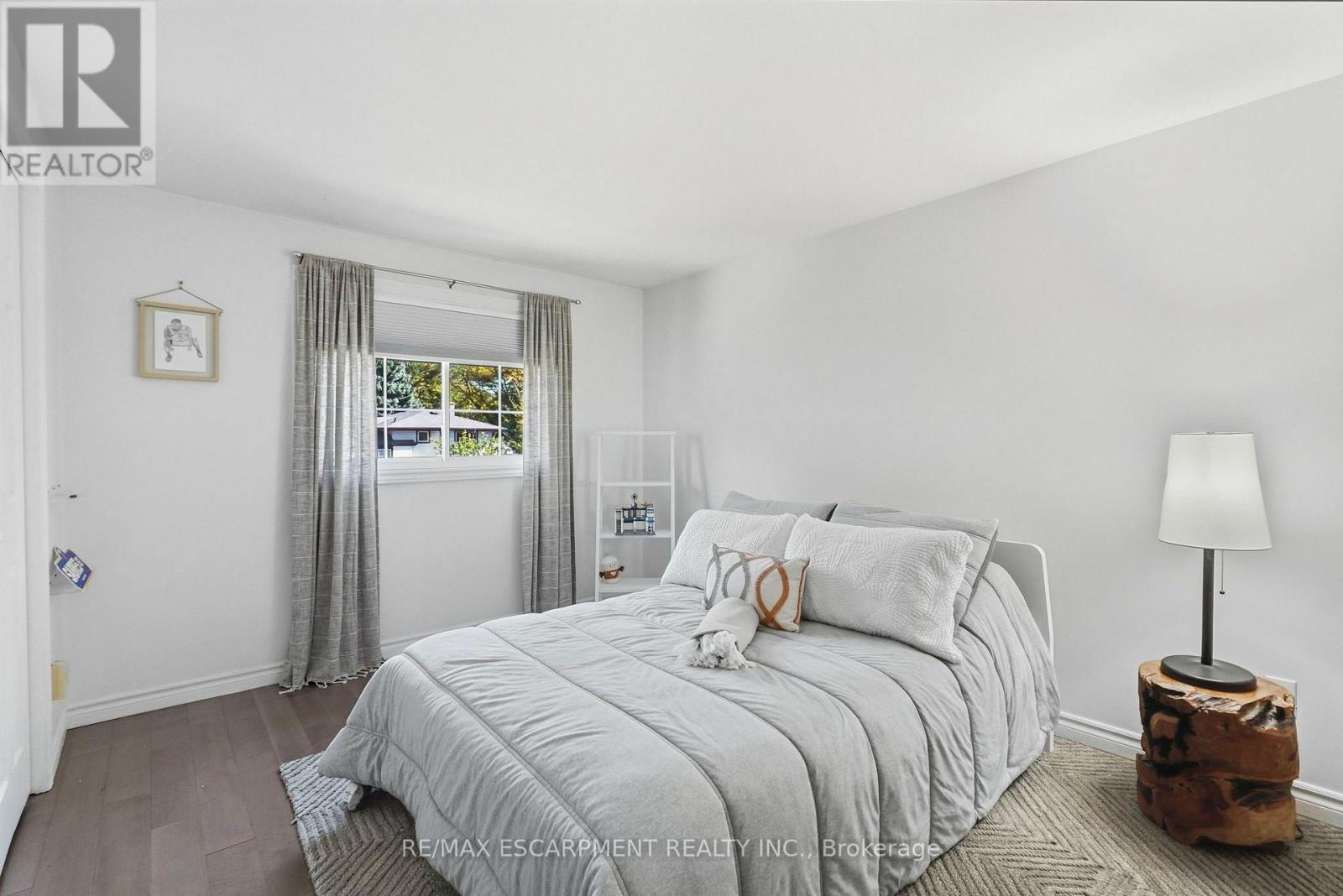 37 BAYVIEW DRIVE - 22