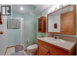 18 Greenham Drive, Red Deer, AB T4P2X4 Photo 23