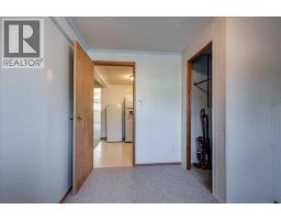 18 Greenham Drive, Red Deer, AB T4P2X4 Photo 24