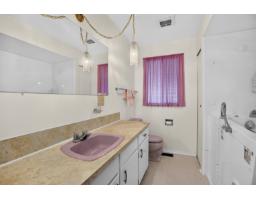 3872 203a Street, Langley, BC V3A5L6 Photo 21