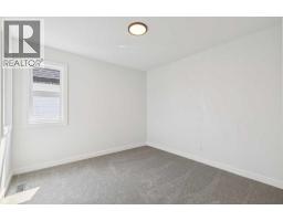 532 Buffaloberry Manor SE - photo 31