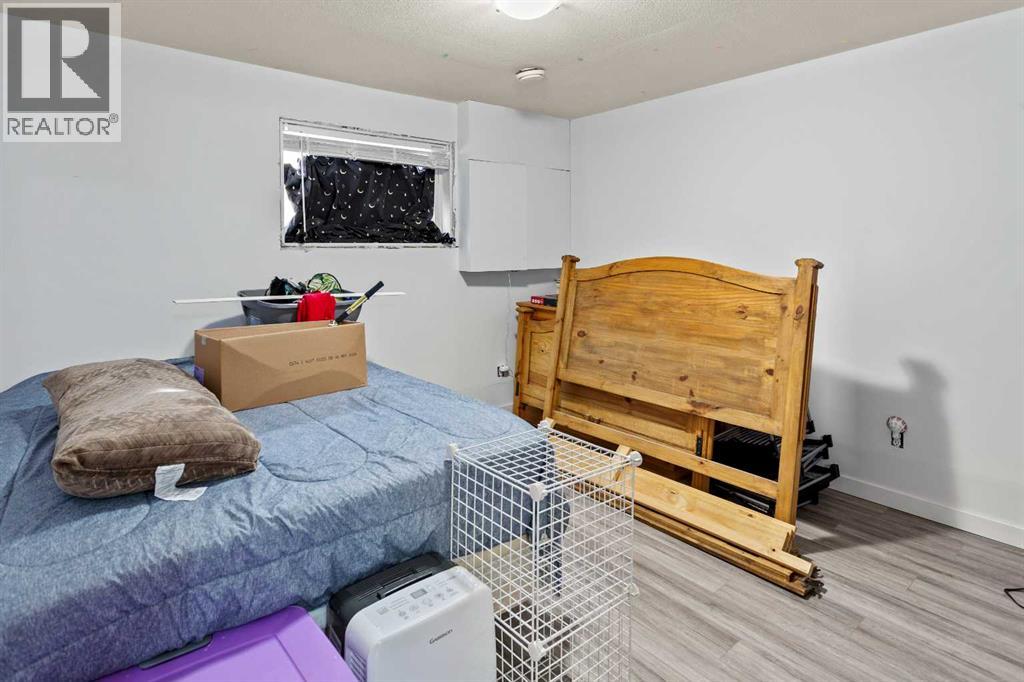 Listing photo – 5203 41 Street, Camrose