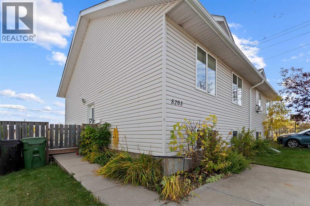 Listing photo – 5203 41 Street, Camrose