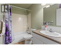 5203 41 Street, Camrose, AB T4V0Z7 Photo 11