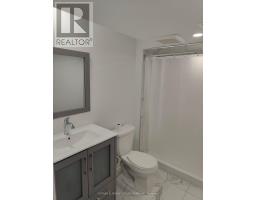 8 Chiming Road, Brampton, ON L6P4E1 Photo 9