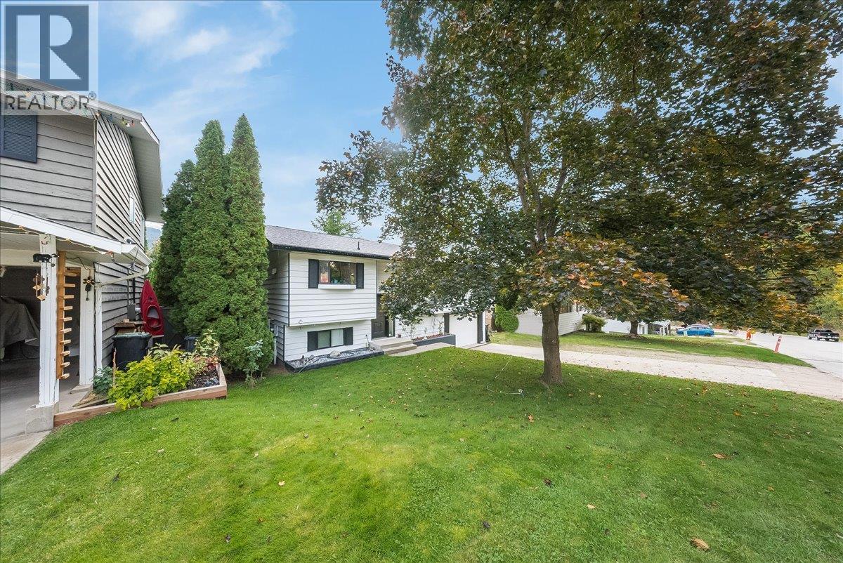 3609 Southridge Drive - 2