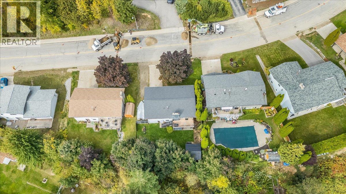 3609 Southridge Drive - 40