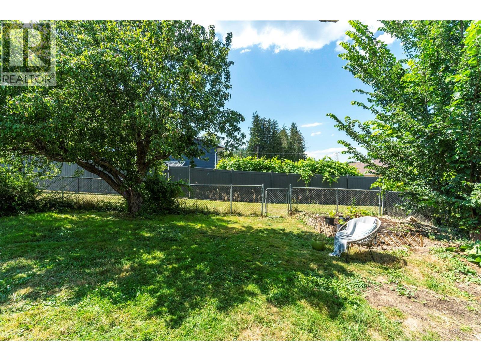 5131 69 Avenue NE - 34