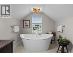 2050 Long Street, Kelowna, BC V1Y1L4 Photo 58
