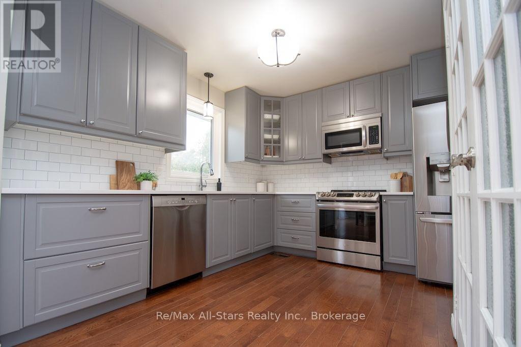 530 CENTRELINE ROAD - 11