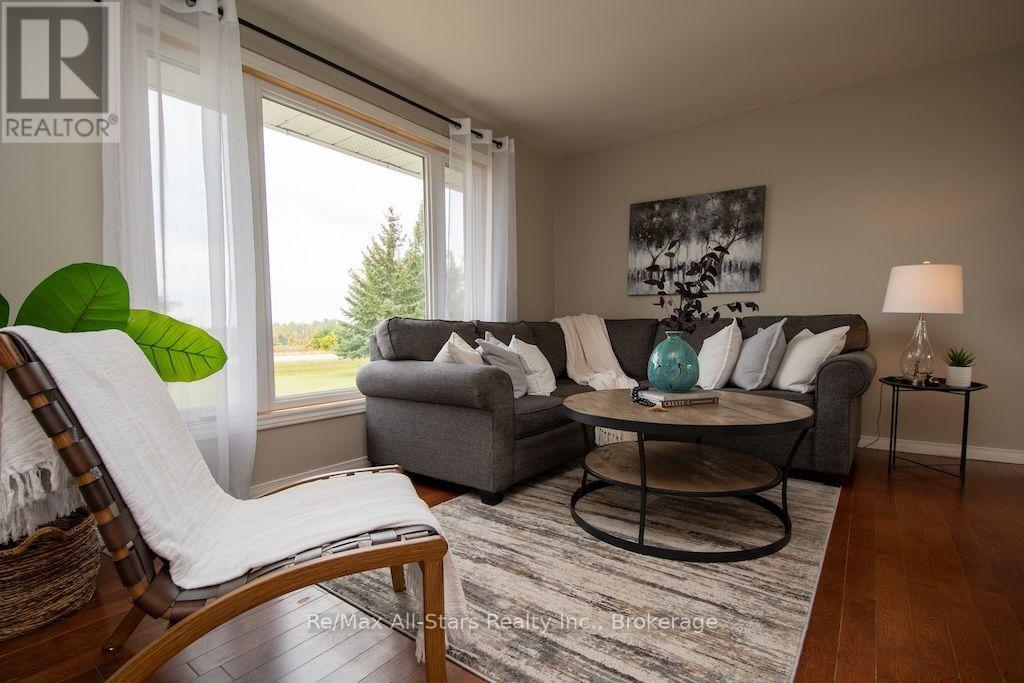 530 Centreline Road, Kawartha Lakes, ON photo 7