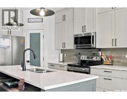 Bedroom - 1119 Pringle Way, Saskatoon, SK S7T0V4 Photo 6