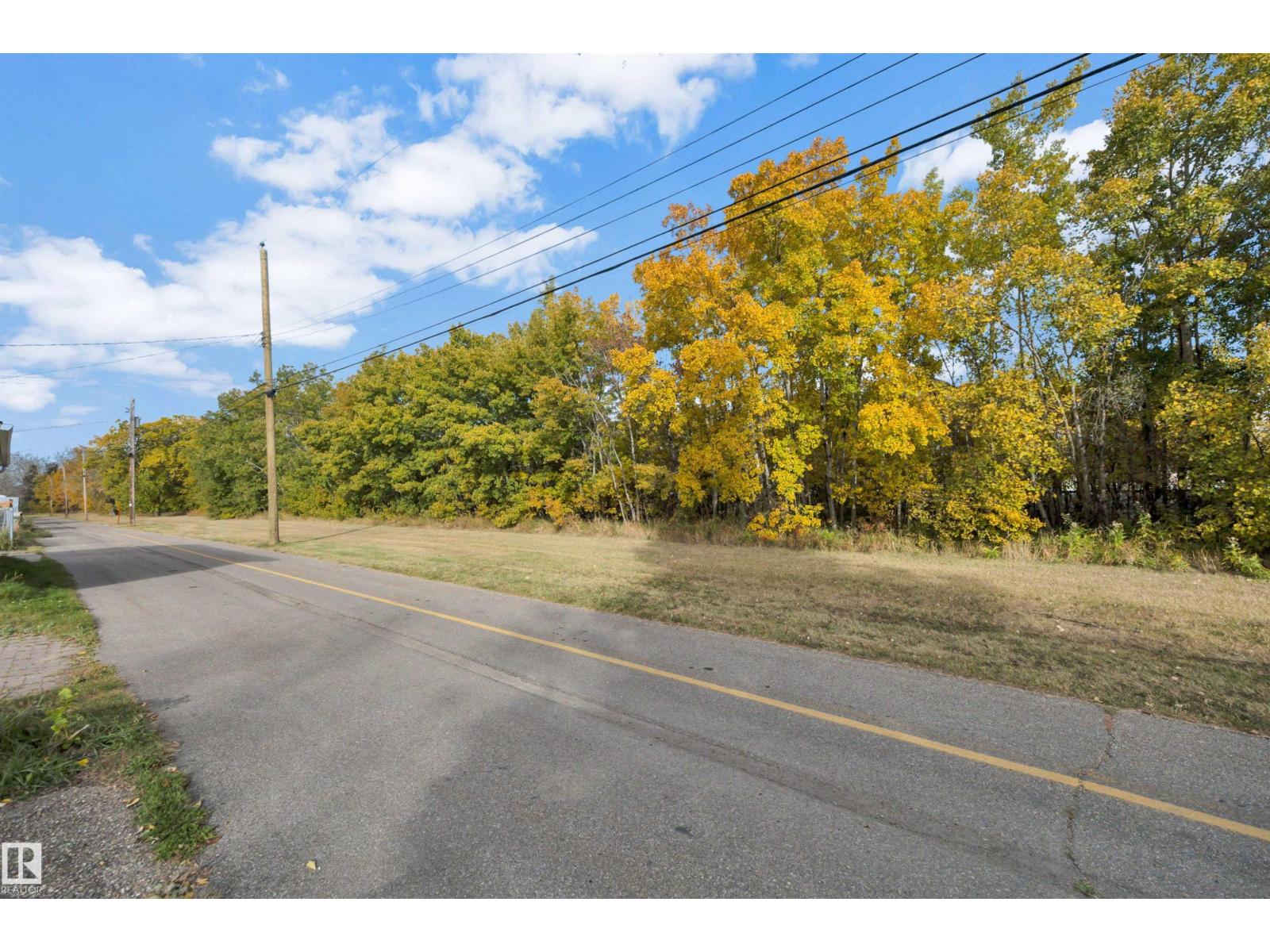 42 Camelot Avenue, photo 47