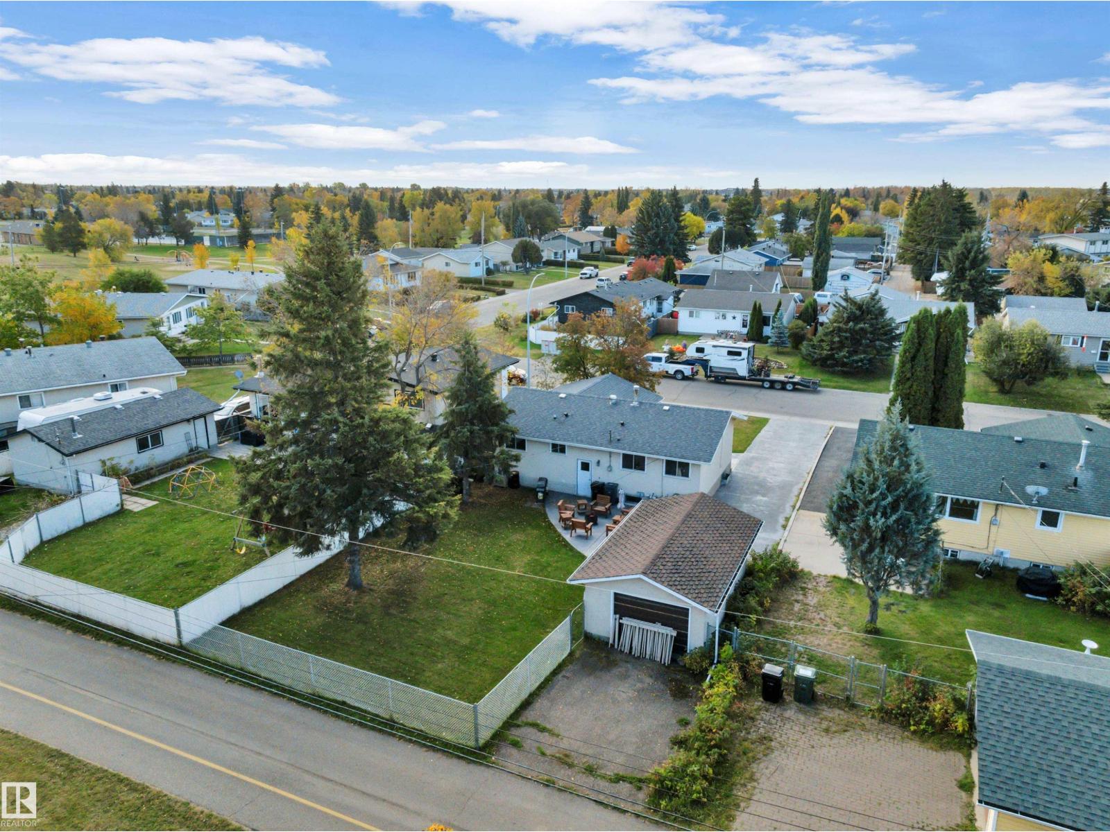 42 Camelot Avenue, photo 50