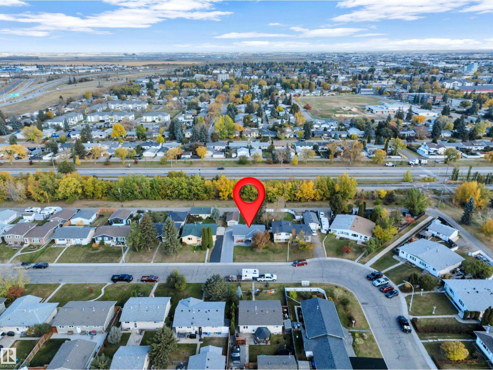 42 Camelot Avenue, photo 54
