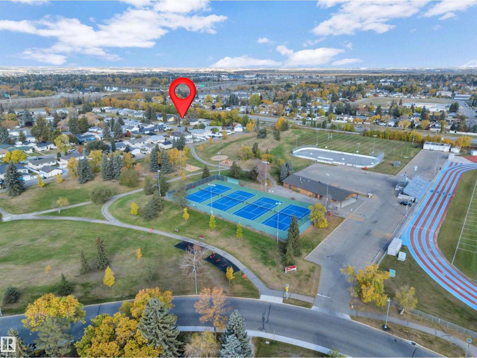 42 Camelot Avenue, photo 62