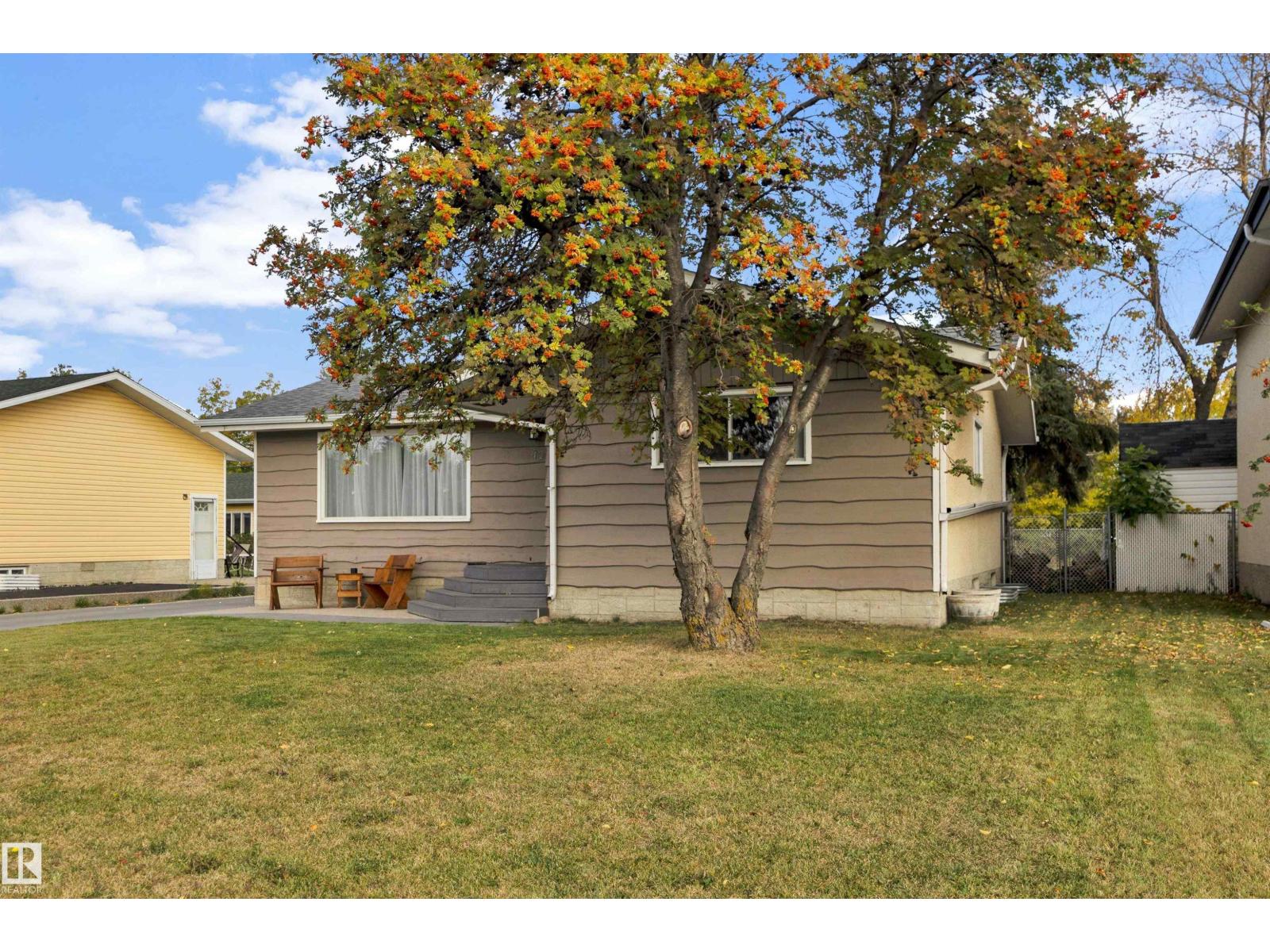 42 Camelot Avenue, photo 70